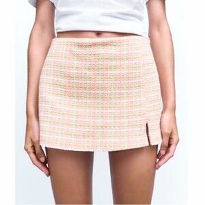 Chic Pastel Tweed Mini Skirt
